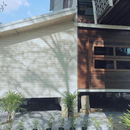 ラムプーン Baangaimuan Bed & Breakfast エクステリア 写真