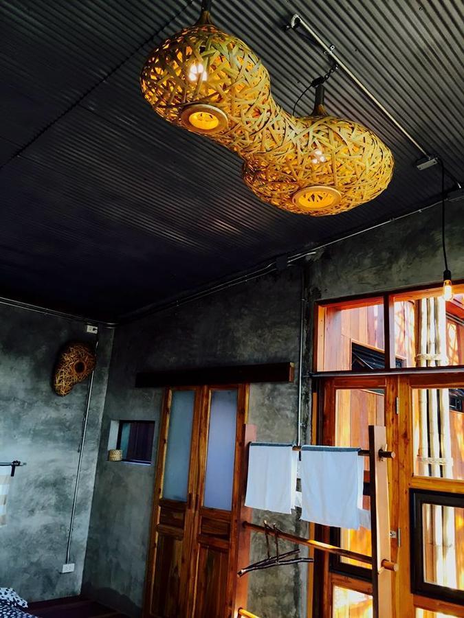 ラムプーン Baangaimuan Bed & Breakfast エクステリア 写真